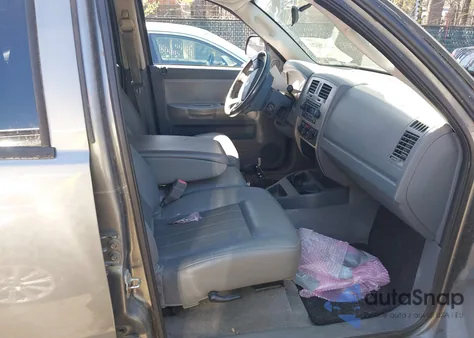 2007 Dodge Dakota Slt from USA, damaged, VIN 1D7HW48P17S199302